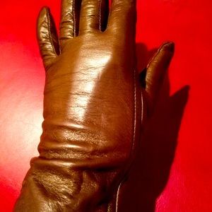 Long Soft Brown Fownes Leather Gloves w/ gold size 7 -new with tags- never worn